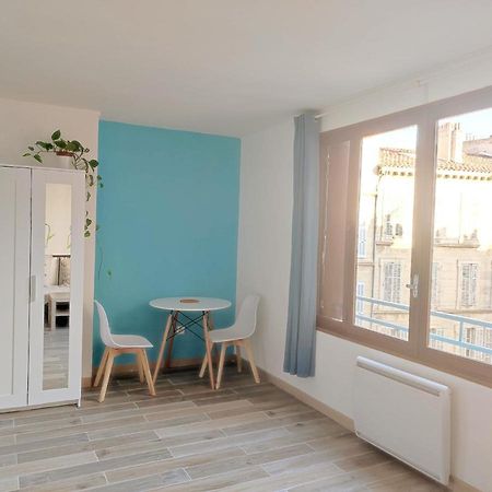 Studio Bleu En Face De La Gare 10Mn Au Vieux Port Apartment Marseille Luaran gambar